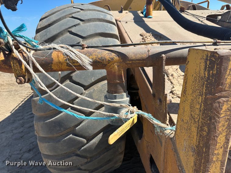 image for item NM9324 Caterpillar 623B  water wagon