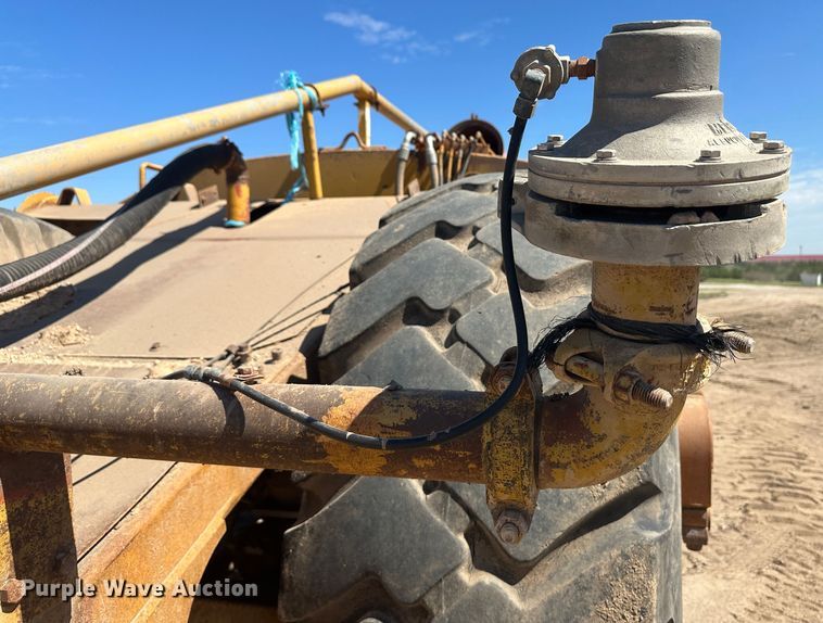 image for item NM9324 Caterpillar 623B  water wagon