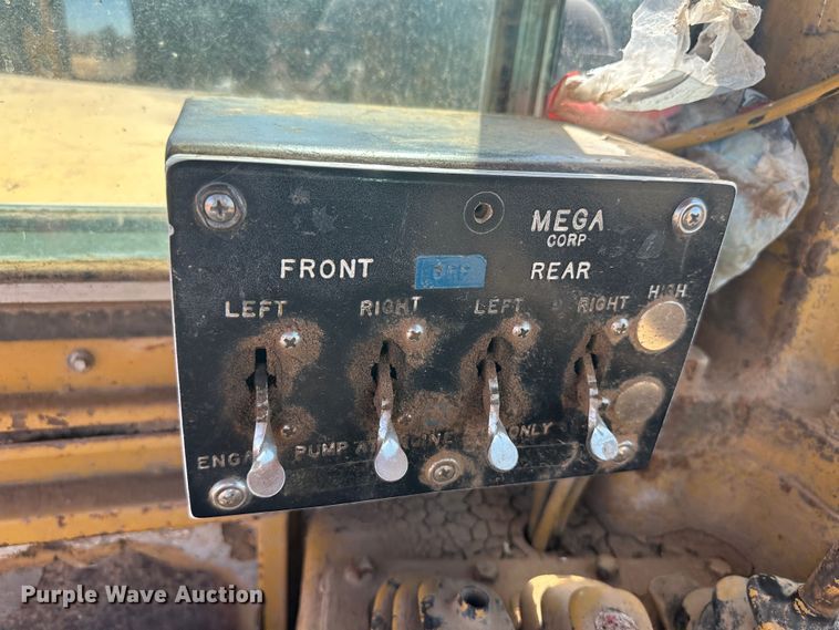 image for item NM9324 Caterpillar 623B  water wagon