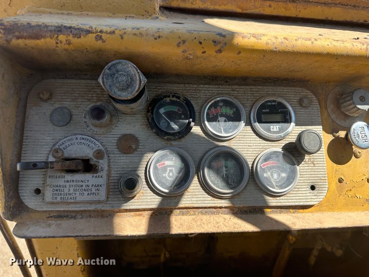 image for item NM9324 Caterpillar 623B  water wagon