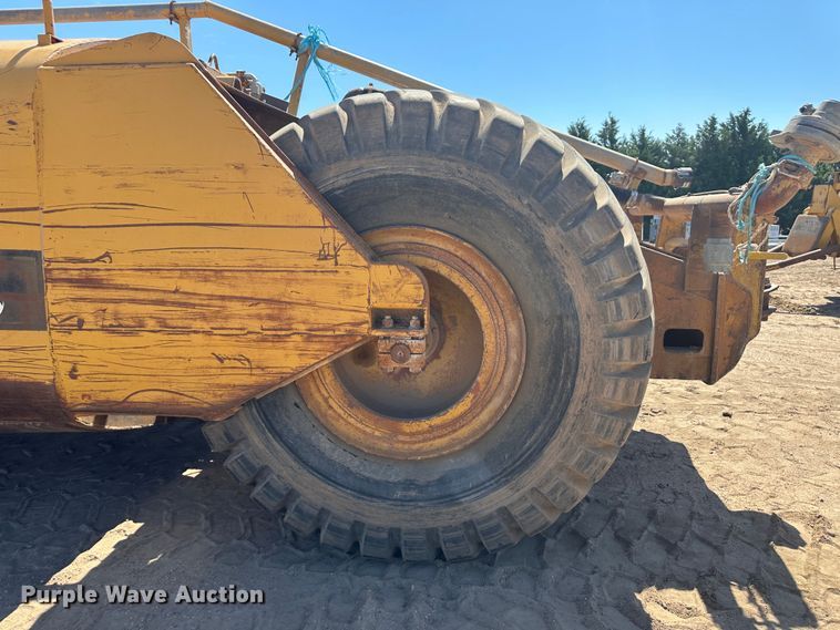 image for item NM9324 Caterpillar 623B  water wagon