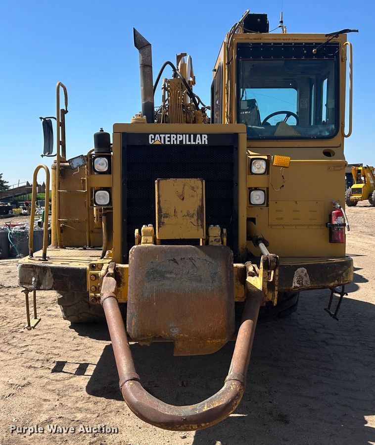 image for item NM9325 1997 Caterpillar 627F  scraper