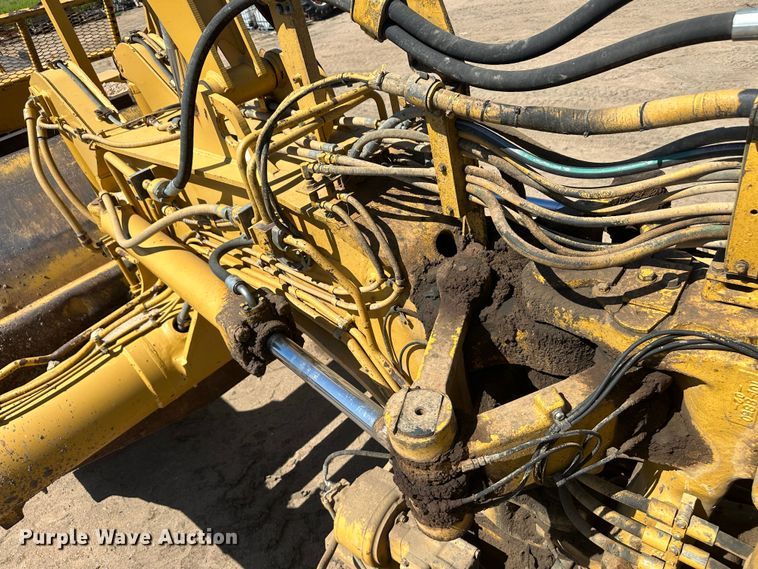 image for item NM9325 1997 Caterpillar 627F  scraper