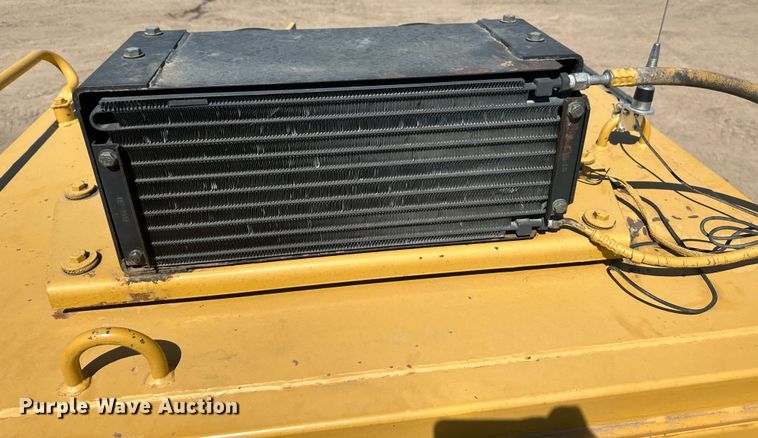 image for item NM9325 1997 Caterpillar 627F  scraper