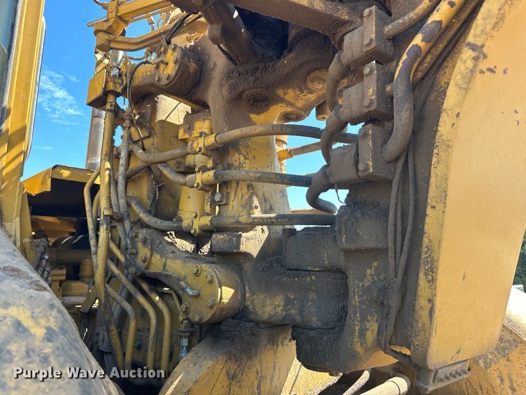 image for item NM9325 1997 Caterpillar 627F  scraper