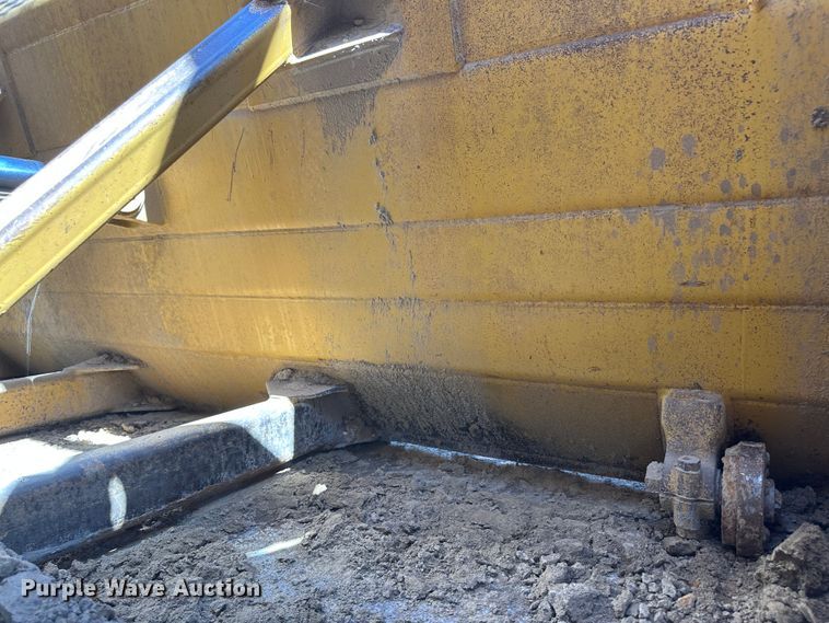 image for item NM9325 1997 Caterpillar 627F  scraper