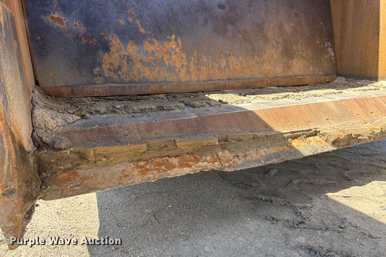 image for item NM9325 1997 Caterpillar 627F  scraper