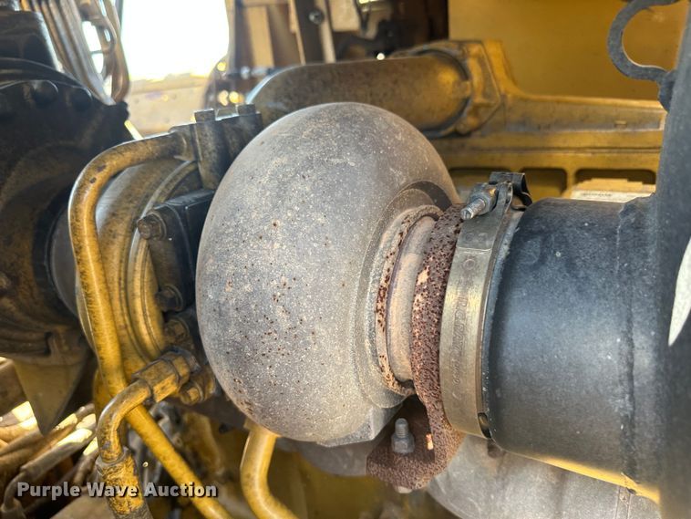 image for item NM9325 1997 Caterpillar 627F  scraper