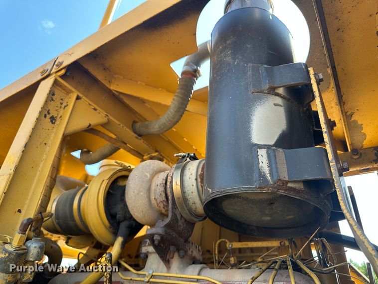 image for item NM9325 1997 Caterpillar 627F  scraper