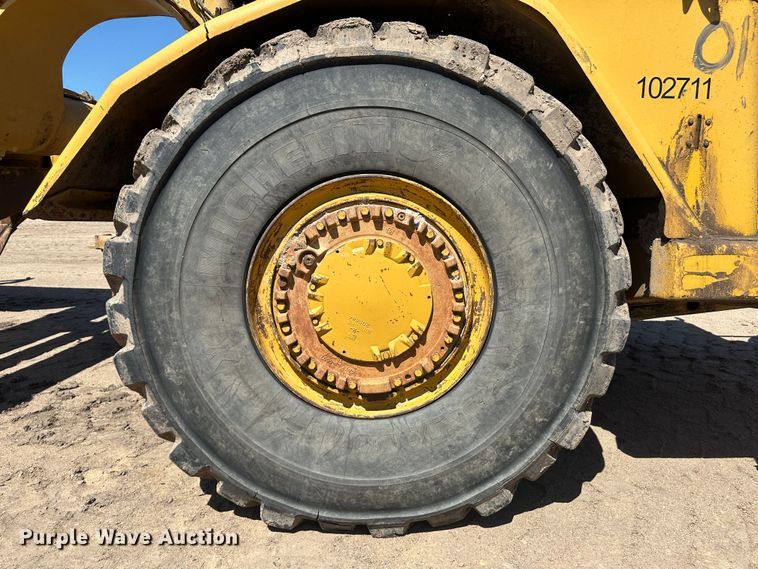 image for item NM9325 1997 Caterpillar 627F  scraper