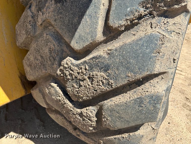 image for item NM9325 1997 Caterpillar 627F  scraper