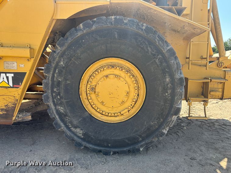 image for item NM9325 1997 Caterpillar 627F  scraper