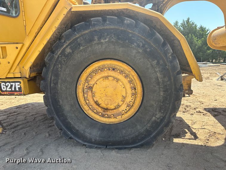 image for item NM9325 1997 Caterpillar 627F  scraper