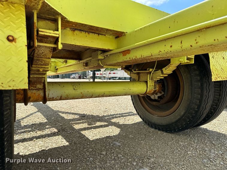 image for item NP9403 1989 Butler BPHD1000Vh  pole trailer