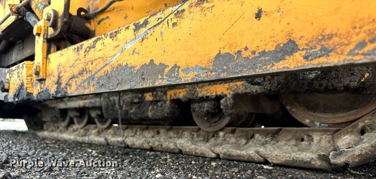 image for item NP9795 2002 LeeBoy L8500T  paver