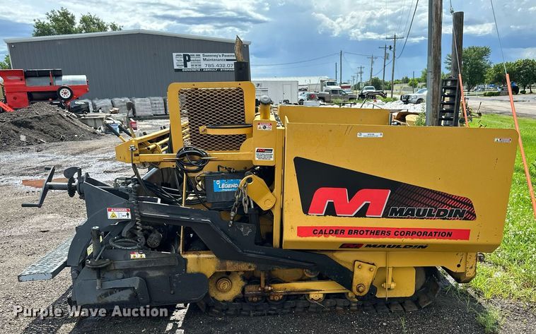 image for item NP9796 2002 Mauldin 1500  paver