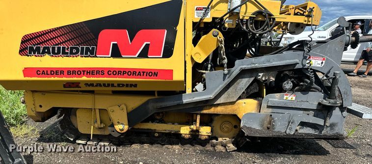 image for item NP9796 2002 Mauldin 1500  paver