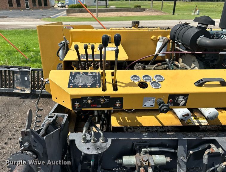 image for item NP9796 2002 Mauldin 1500  paver