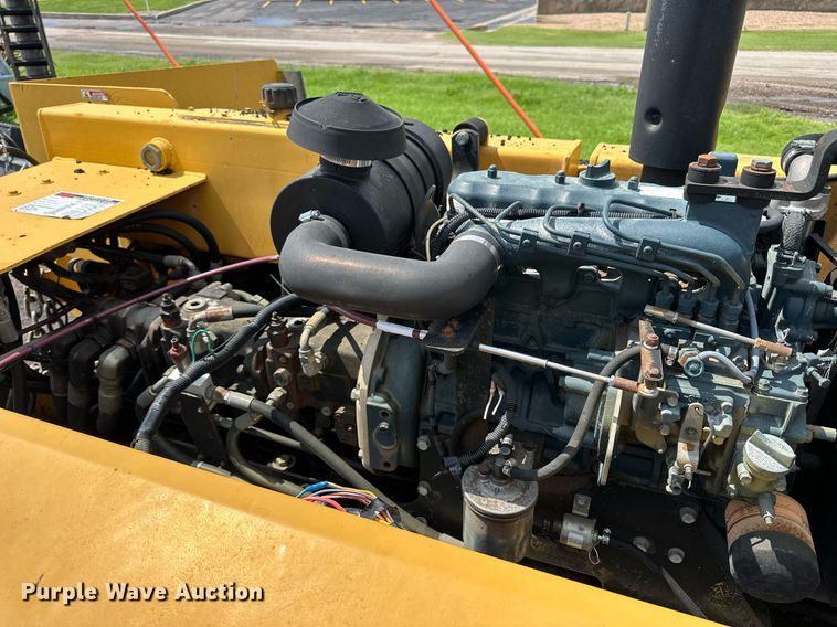 image for item NP9796 2002 Mauldin 1500  paver