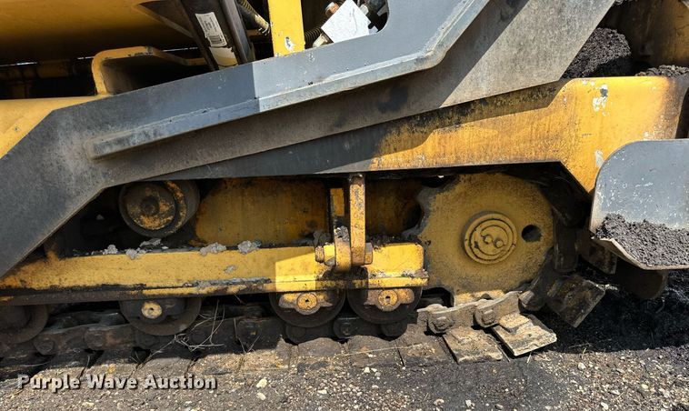 image for item NP9796 2002 Mauldin 1500  paver