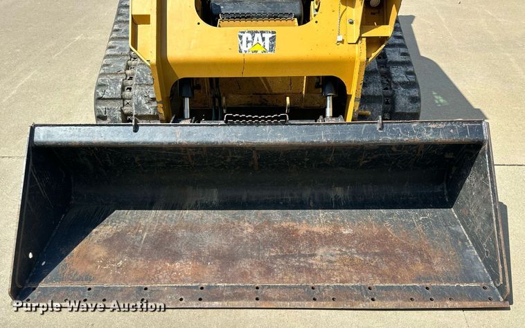 image for item NP9833 2016 Caterpillar 299D2XHP  tracked skid steer loader