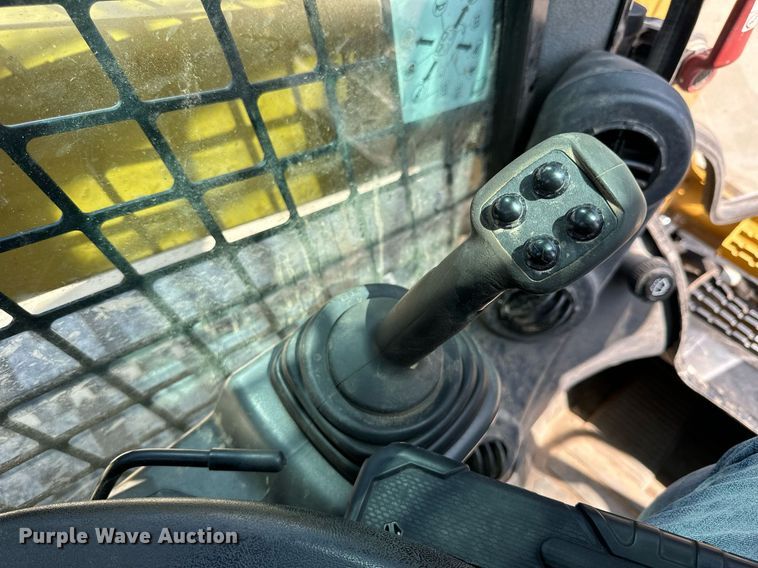 image for item NP9833 2016 Caterpillar 299D2XHP  tracked skid steer loader