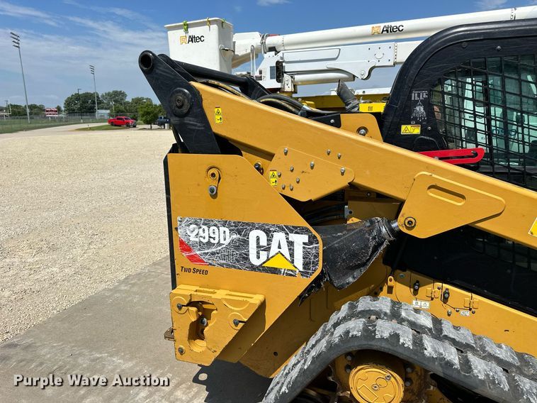 image for item NP9833 2016 Caterpillar 299D2XHP  tracked skid steer loader