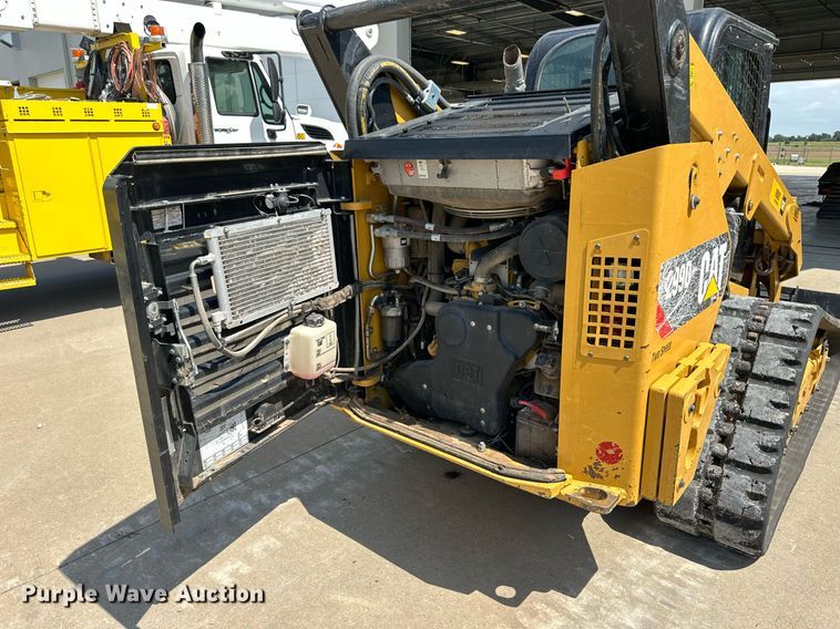 image for item NP9833 2016 Caterpillar 299D2XHP  tracked skid steer loader