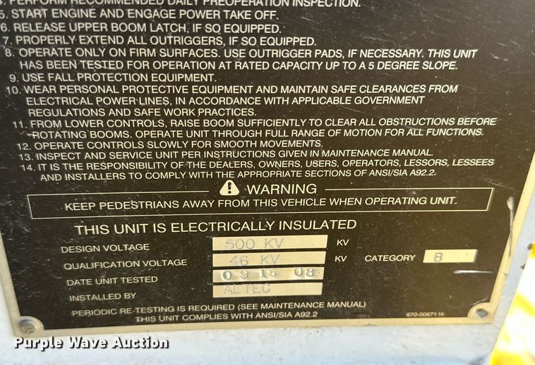 image for item NP9834 2008 International WorkStar 7400  bucket truck