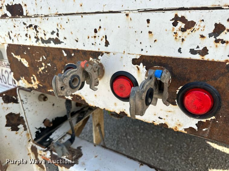 image for item NP9835 2008 International WorkStar 7300  bucket truck