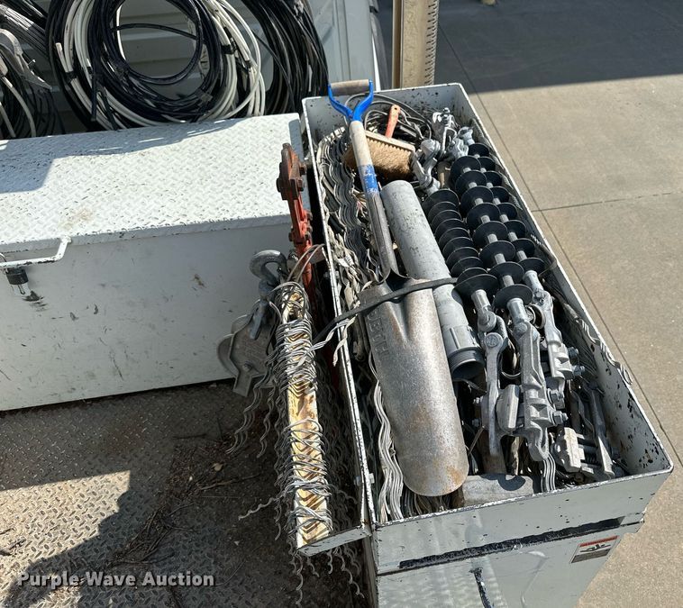 image for item NP9835 2008 International WorkStar 7300  bucket truck