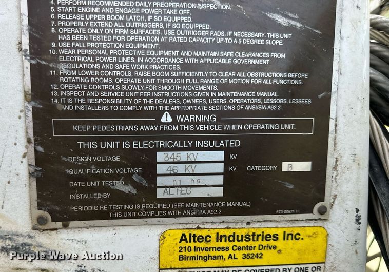 image for item NP9835 2008 International WorkStar 7300  bucket truck