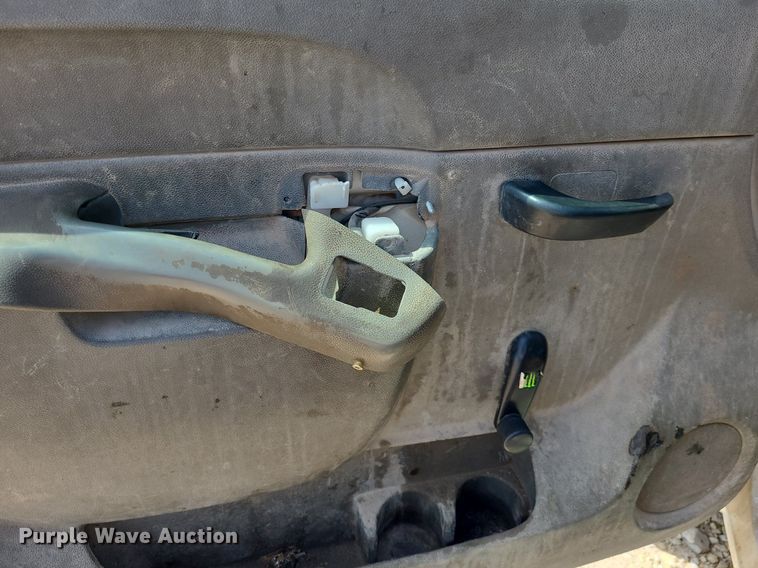 image for item NX9626 2012 Chevrolet Silverado 3500HD  Crew Cab flatbed pickup truck