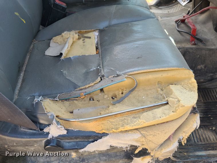 image for item NX9626 2012 Chevrolet Silverado 3500HD  Crew Cab flatbed pickup truck