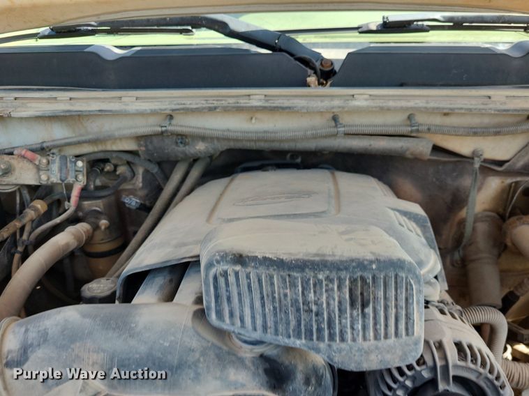 image for item NX9626 2012 Chevrolet Silverado 3500HD  Crew Cab flatbed pickup truck