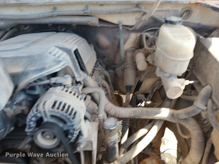 image for item NX9626 2012 Chevrolet Silverado 3500HD  Crew Cab flatbed pickup truck