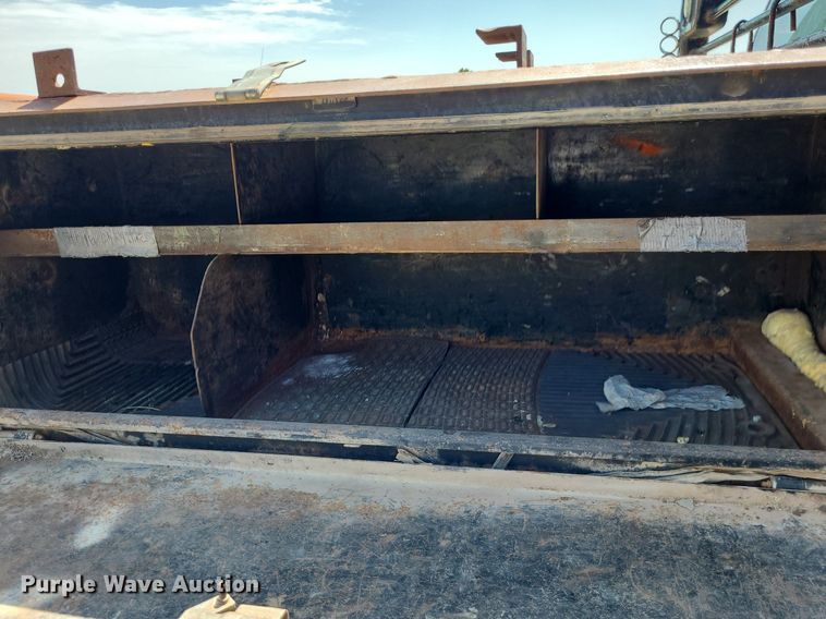 image for item NX9627 2012 Chevrolet Silverado 3500HD  Crew Cab flatbed pickup truck