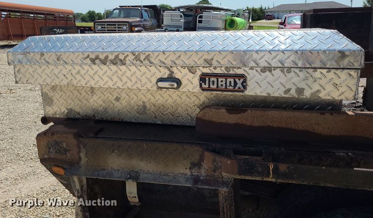 image for item NX9627 2012 Chevrolet Silverado 3500HD  Crew Cab flatbed pickup truck