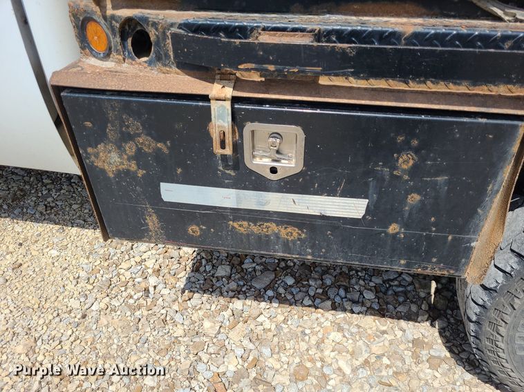 image for item NX9627 2012 Chevrolet Silverado 3500HD  Crew Cab flatbed pickup truck