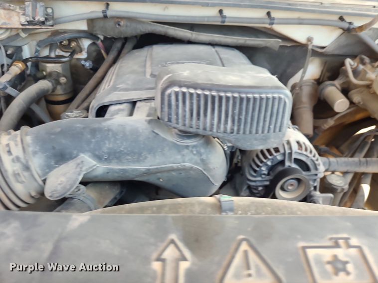 image for item NX9627 2012 Chevrolet Silverado 3500HD  Crew Cab flatbed pickup truck