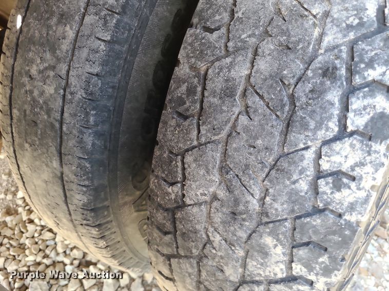 image for item NX9627 2012 Chevrolet Silverado 3500HD  Crew Cab flatbed pickup truck