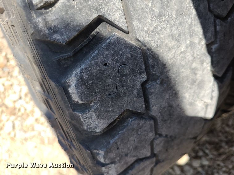 image for item NX9627 2012 Chevrolet Silverado 3500HD  Crew Cab flatbed pickup truck