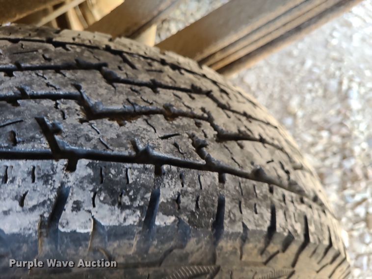 image for item NX9627 2012 Chevrolet Silverado 3500HD  Crew Cab flatbed pickup truck