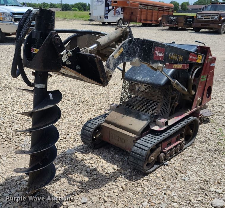 image for item NX9628 2016 Toro TX427  compact utility loader