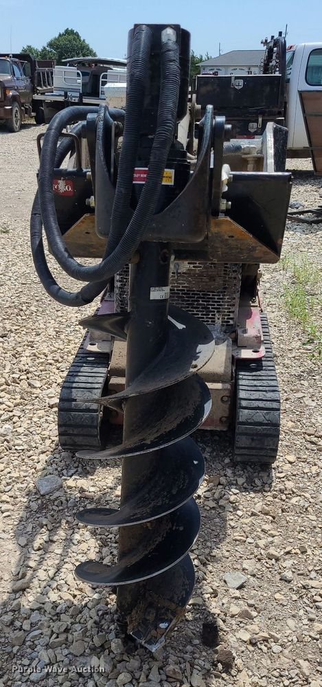 image for item NX9628 2016 Toro TX427  compact utility loader