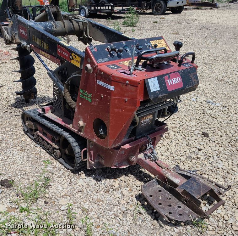 image for item NX9628 2016 Toro TX427  compact utility loader