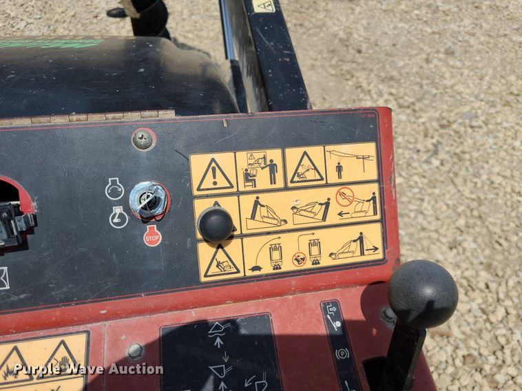 image for item NX9628 2016 Toro TX427  compact utility loader