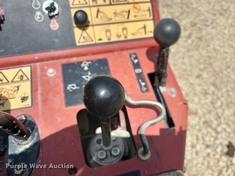 image for item NX9628 2016 Toro TX427  compact utility loader