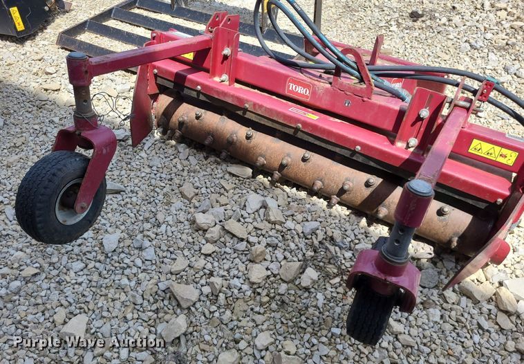 image for item NX9628 2016 Toro TX427  compact utility loader