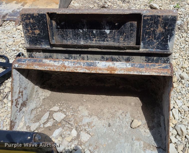 image for item NX9628 2016 Toro TX427  compact utility loader